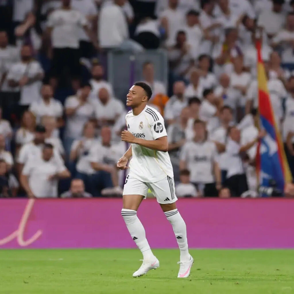 Mbappé sponsor content on Chinese social media