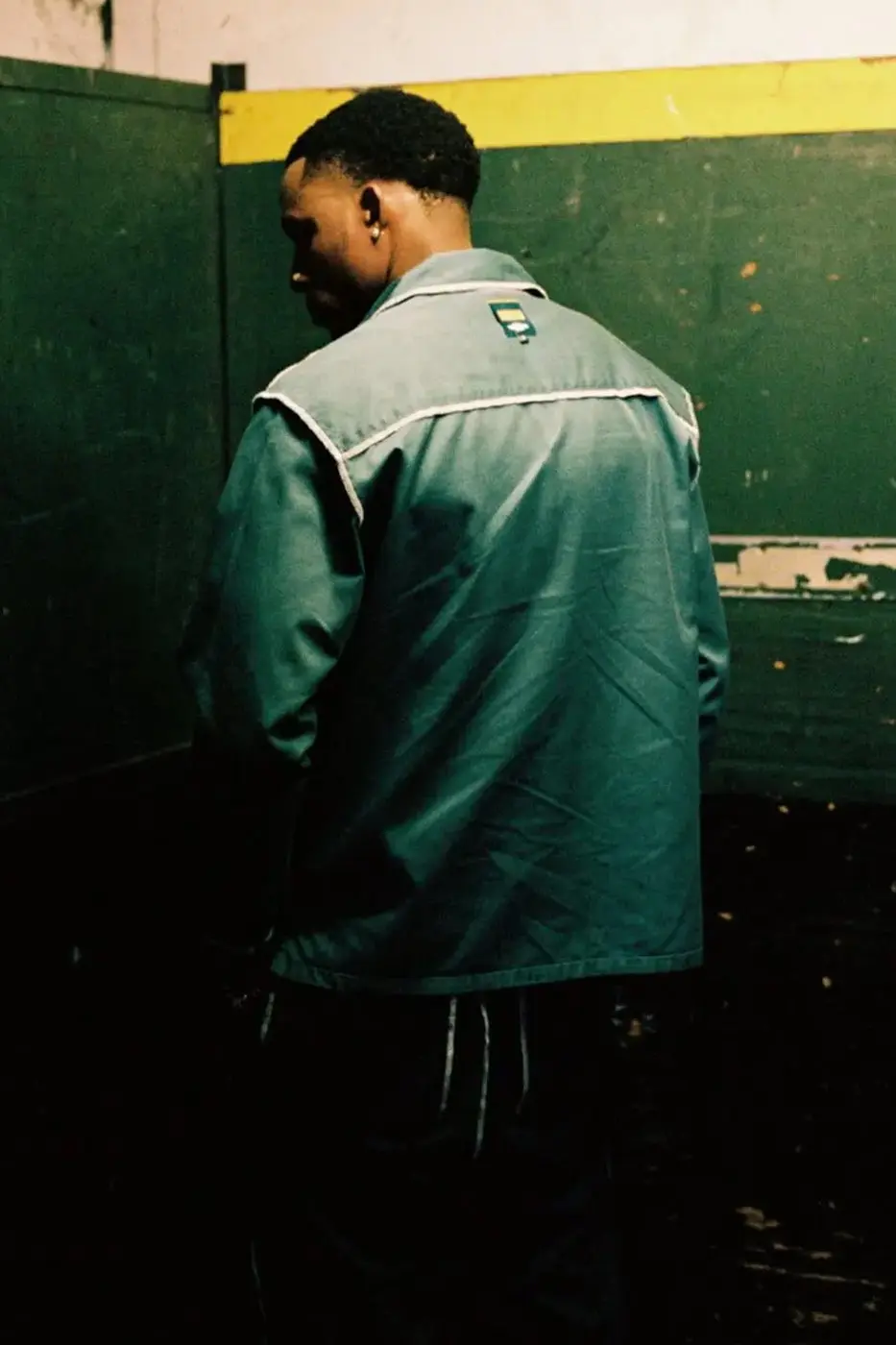 Eisenhower jacket from the collaboration with exposed military-adjacent tailoring